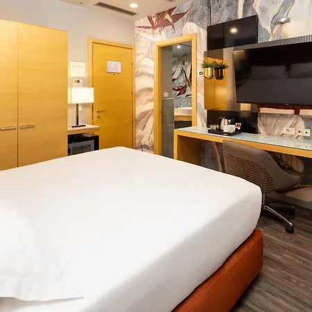 Hotel Garibaldi Station By Ihg 4*