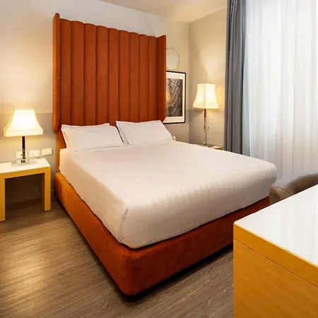 Hotel Garibaldi Station By Ihg Milan