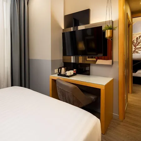 Garibaldi Station By Ihg 4*