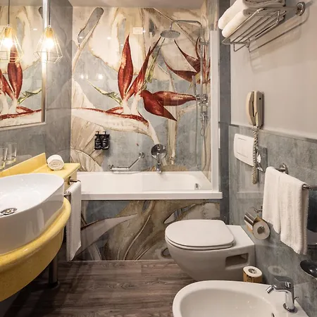 Hotel Garibaldi Station By Ihg Milan