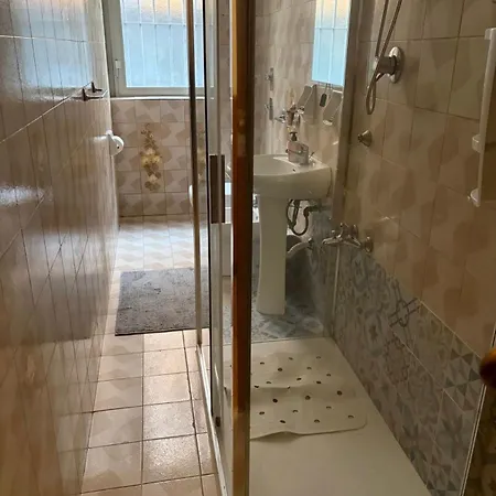 Lux Durante 2* Milánó