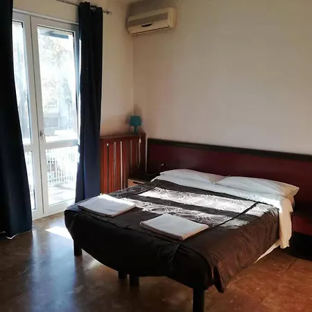 Villamelchiorre 1 * מילאנו