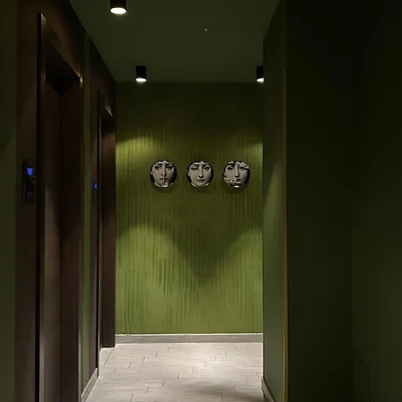 Av Hotel 2*