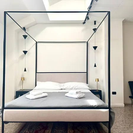 Апартаменты Flat In Duomo