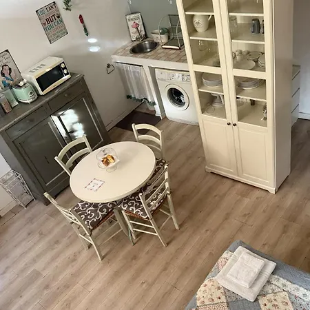 Residenza Fiori Di Grano Panzió Milánó