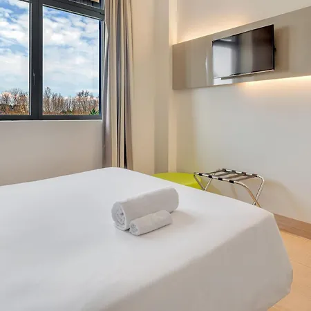 B＆b サン シーロ ホテル 3*