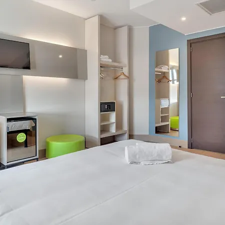 산 시로 호텔 3*