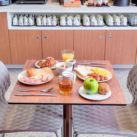 ホテル B＆b サン シーロ 3*