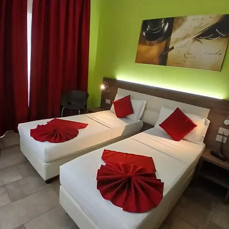 Stradivari Hotel