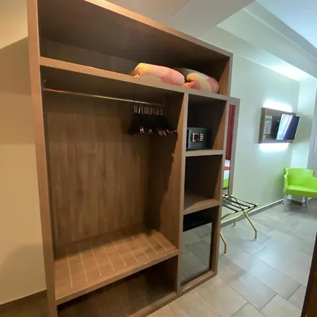 Stradivari Hotel Mailand