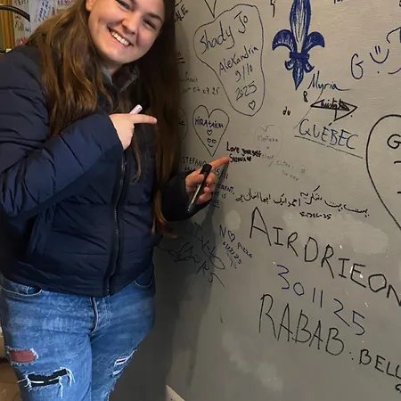 Gloria * Milánó