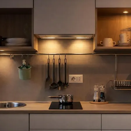 Littlesuitebande Nere ミラノ