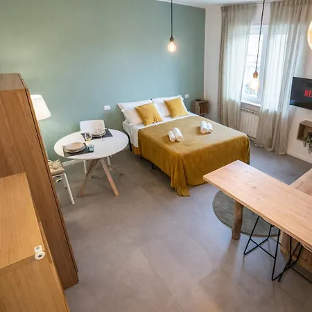 別荘 Littlesuitebande Nere