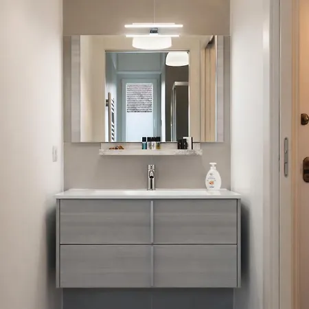 Littlesuitebande Nere 別荘 ミラノ