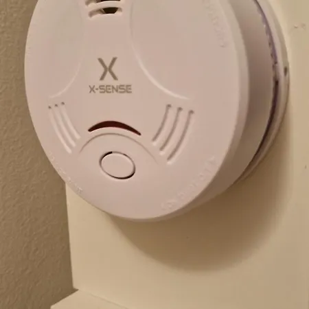 Ampia Stanza Con Bagno Privato E Zona Pranzo Gæstehus