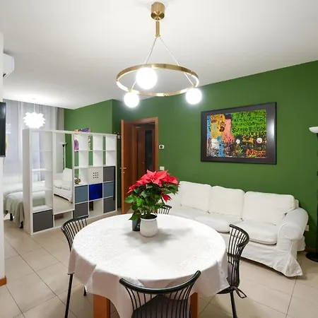 Trilocale Col Giardino Apartamento