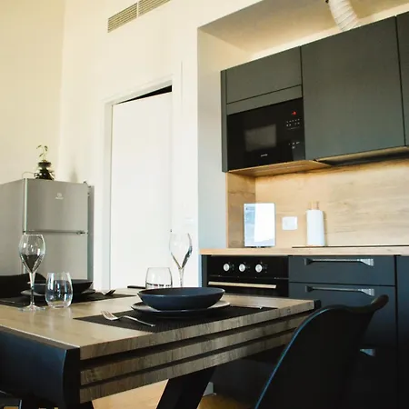 Nuovo Loft Con Terrazza, M2, Navigli, Ieo, Humanitas, Assago Skating Arena