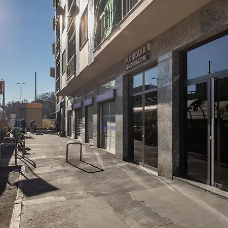 Chiara's Urban Oasis - - Duomo 8 Min *