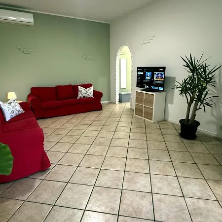 Roberta House Il Tuo Rifugio Per Concerti, Eventi E Fiere