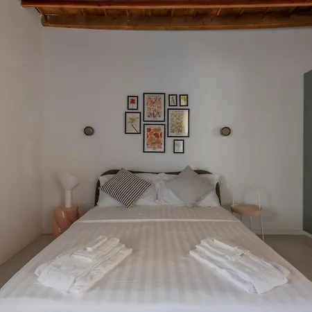 Apartman Centro, Di Stile Milánó