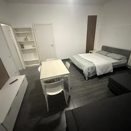 Apartment Trend Vicio La Metro Maciacchini Moderni Wi Fi Gratuito Nuova Gestione Mailand