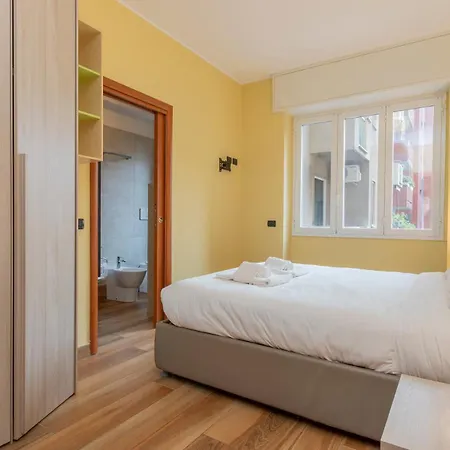 Prestigioso In Zona Tortona - Solari *