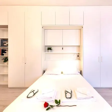 Beltrade - Vicino Stazione *