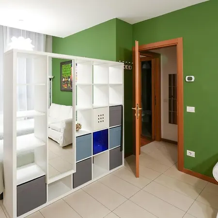 Trilocale Col Giardino Apartamento Milán
