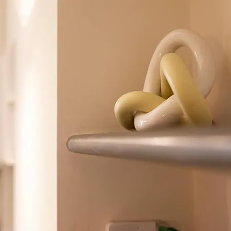 La Vecchia Milano-les Nubles Vannucci - Il Ballatoio E Il Cortile ミラノ