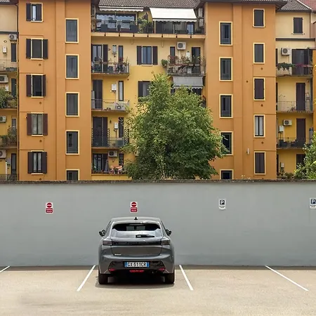 Teodorico 7 - Quiet Garden View With Parking Near Mico And Citylife