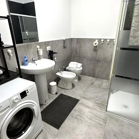 Lägenhet Roberta House Il Tuo Rifugio Per Concerti, Eventi E Fiere