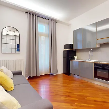 Rent - Porta Venezia-luxury Apartamento Milán