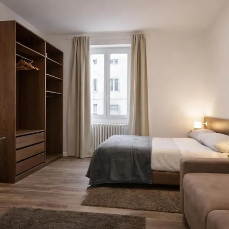 Milanrentals - Elleboro Apartman *