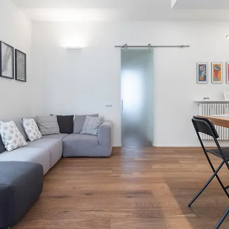 Italianway Easy - Nazario Sauro 5 * Milano