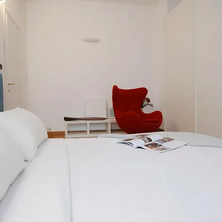 Comecasa 10 Min Walk To Duomo 2br Family Flat Lejlighed *