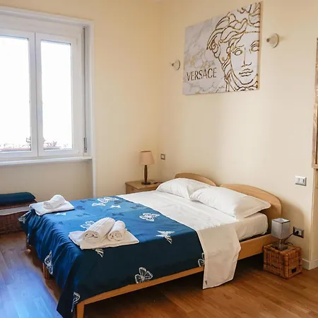 Apartmán Easy Italy Balcony Grand