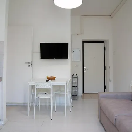 Metro Wi-fi Easy Check-in Appartement Milan