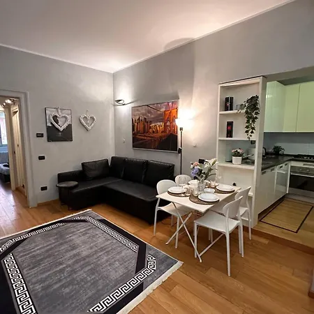 Centro Garibaldi M2 Lägenhet