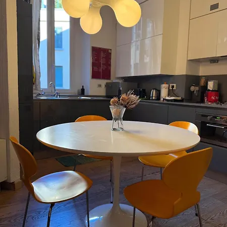 Lejlighed Il Monoscopio / The Monoscope - 73mq @ Porta Venezia / Center *