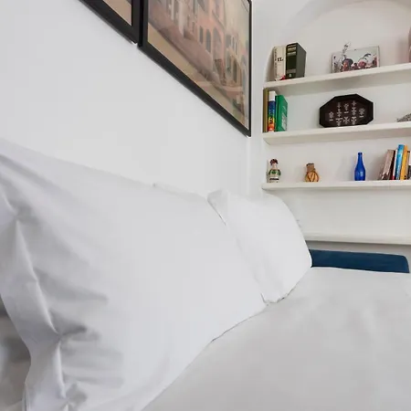 Italianway Easy - Volta 20 アパート