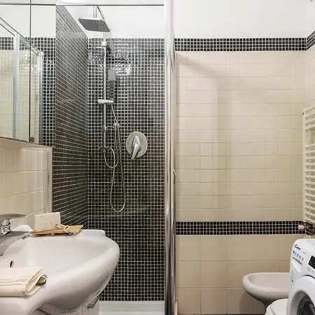 Appartement Flexyrent - Steps From Train Station Milan