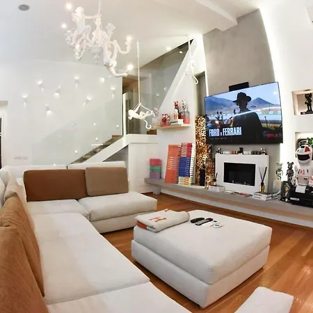 דירה Luxury Loft With Sauna & Jacuzzi מילאנו