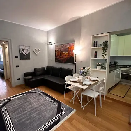 Centro Garibaldi M2 Apartament