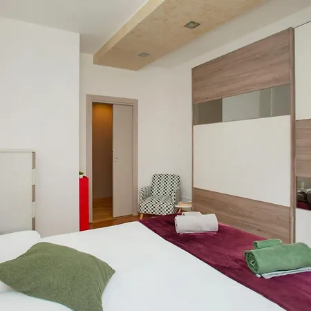 Kaktus House - Your Away From In *