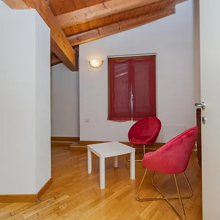 Mansarda In Piazza Duomo