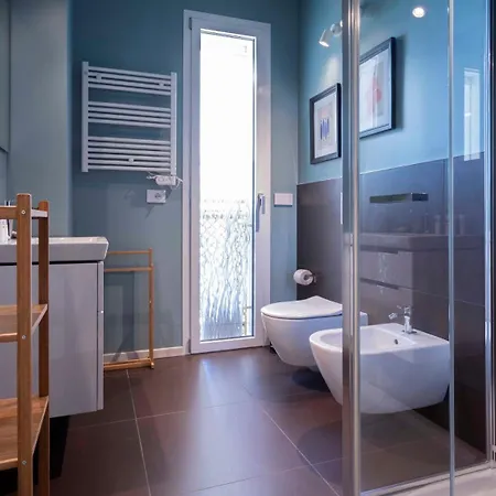 Italianway Comfort - Flavio Gioia 5 A Апартаменты *