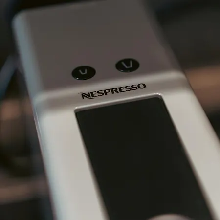 Wownavigli Apartment-sofa Bed Metro M4 Tram 2