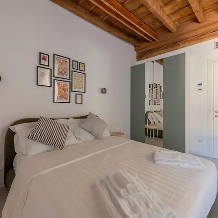 Apartman Centro, Di Stile *