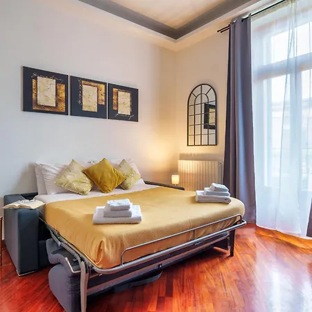 Rent - Porta Venezia-luxury