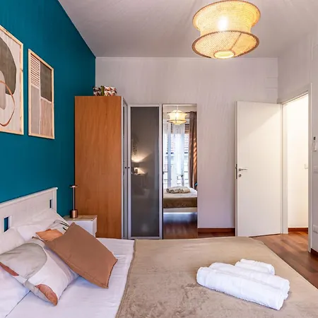 公寓 Porta Romana Luminoso Trilocale Con Balcone